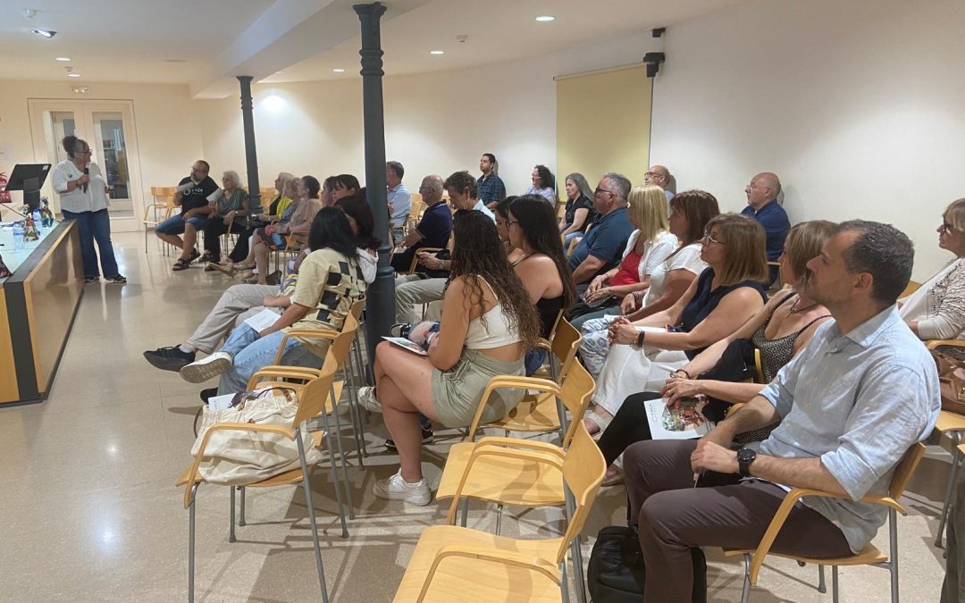 Singa Camerún se presenta en Manresa con una mirada comprometida hacia la mujer africana